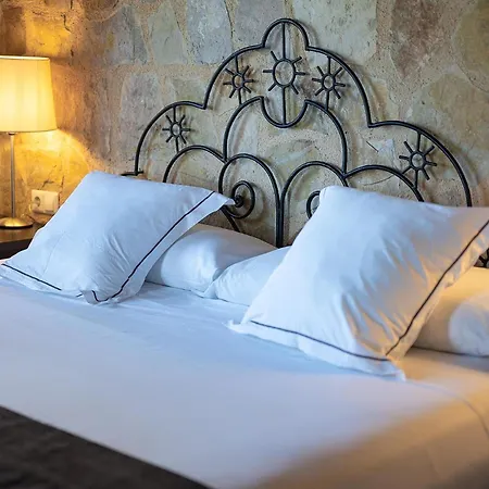 Alahuar Hotel 4*