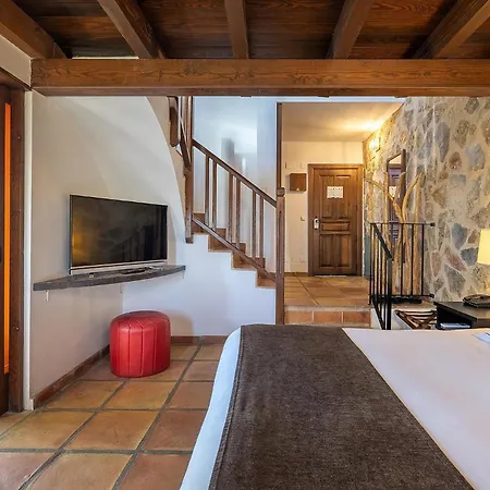 Hotel Alahuar 4*