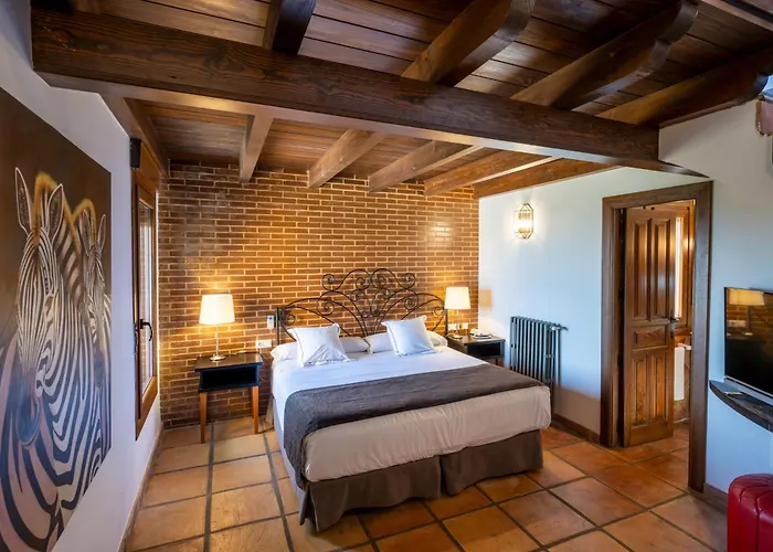 Hotel Alahuar 4*