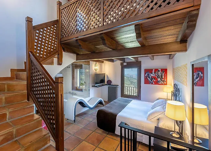 Alahuar Hotel