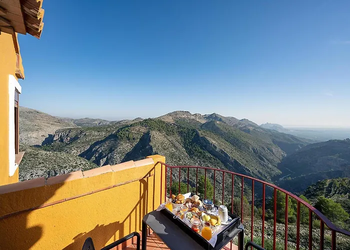 Hotel Alahuar