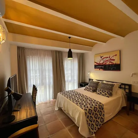Hotel Alahuar 4*